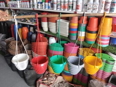 WhatsApp Image 2026-07-17 at 12.01.58 PM 5 Pcs Hanging Plastic Pots